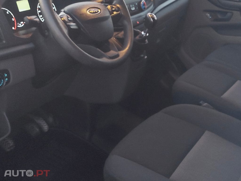 Ford Transit Custom 250L1 2.0 TDCi H1-Tecto Baixo Ambiente