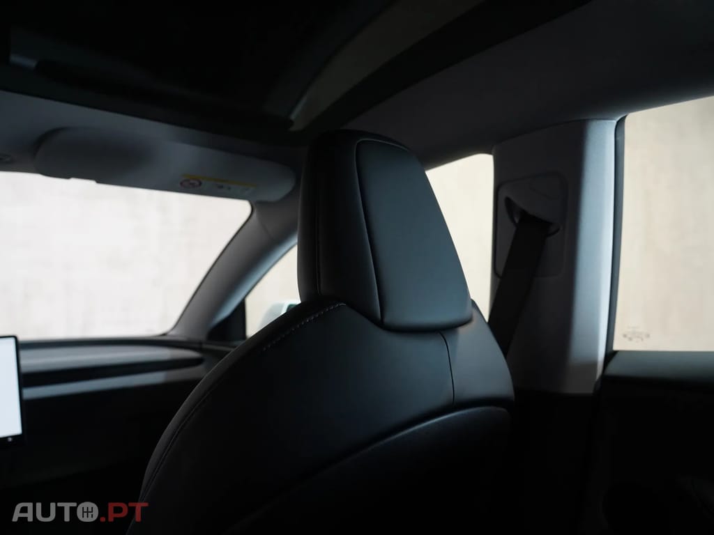 Tesla Model 3 Tração Traseira
