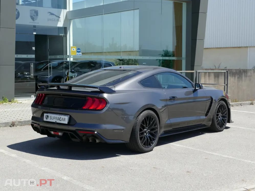 Ford Mustang GT Bullit
