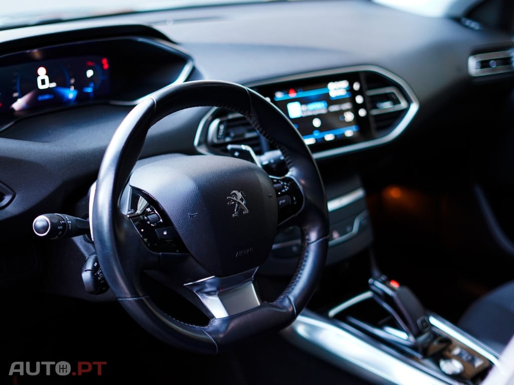 Peugeot 308 SW 1.5 BlueHDi Allure EAT8