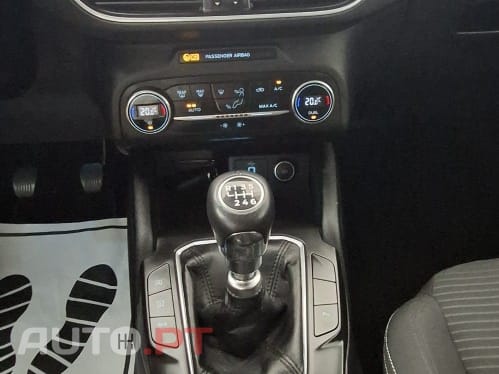 Ford Focus 1.5 TDCi EcoBlue Titanium