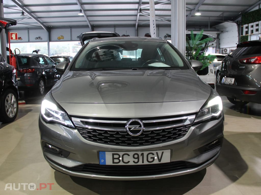 Opel Astra Sports Tourer Business
