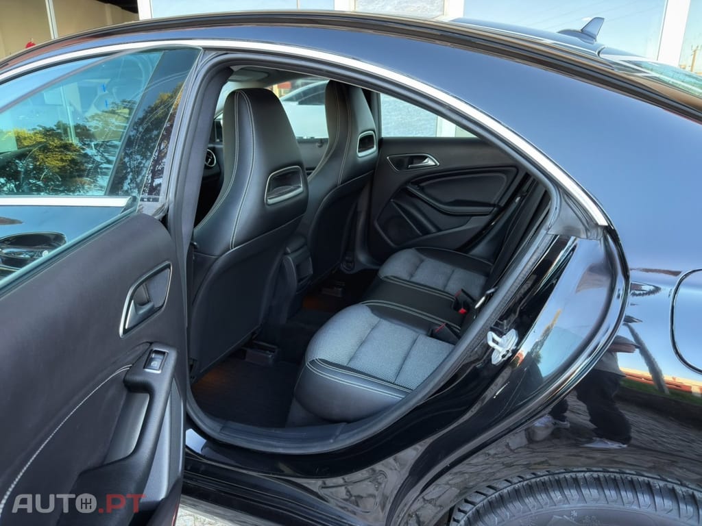 Mercedes-Benz CLA 180 CDi Urban