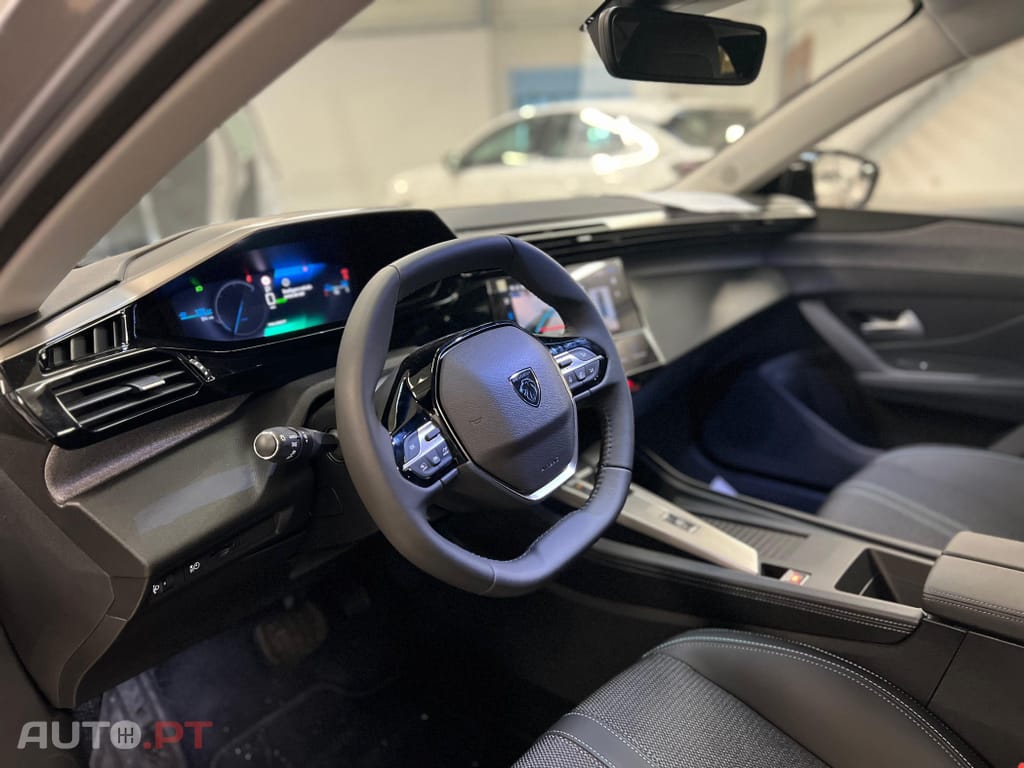 Peugeot 408 1.6 Hybrid GT e-DCS7
