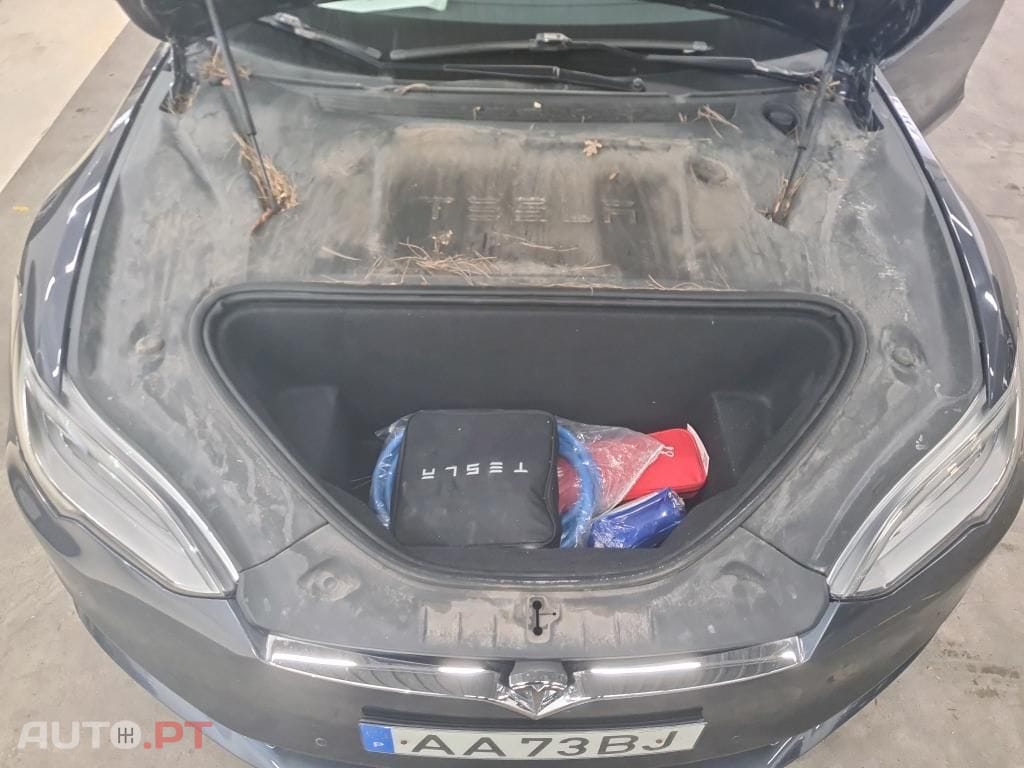 Tesla Model S 100 kWh Long Range AWD