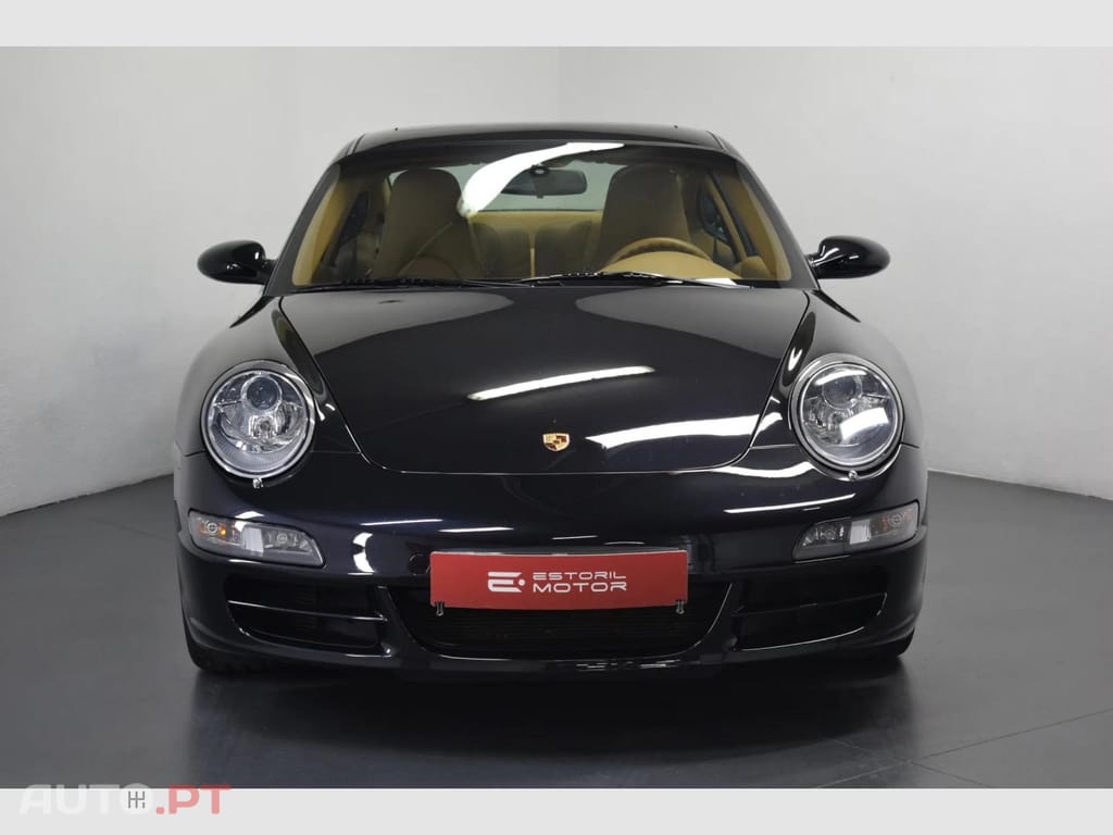 Porsche 911 Carrera 4S Coupe Tiptronic