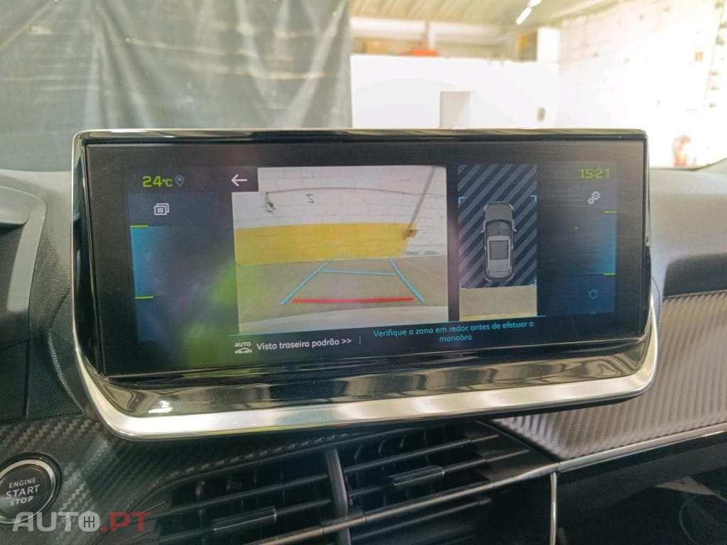 Peugeot E-2008 50 kWh Allure Pack