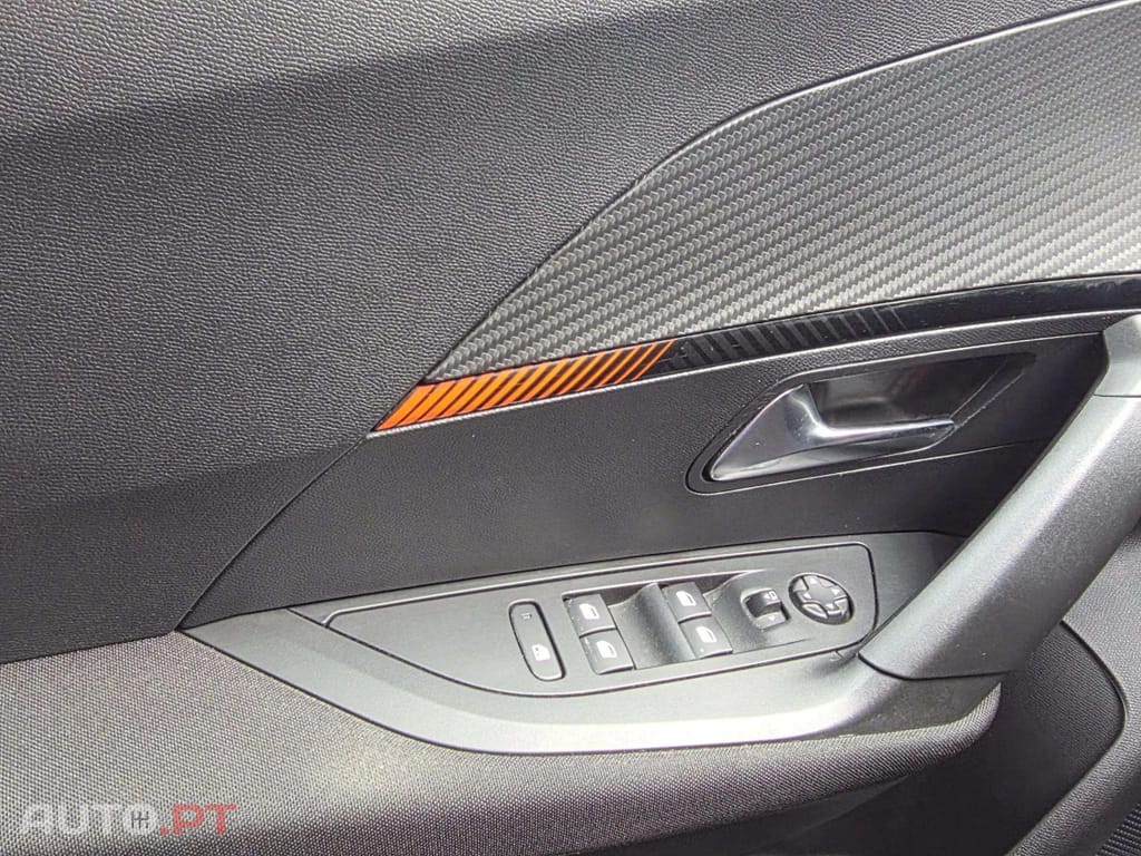 Peugeot 2008 1.5 BlueHDi Active Pack