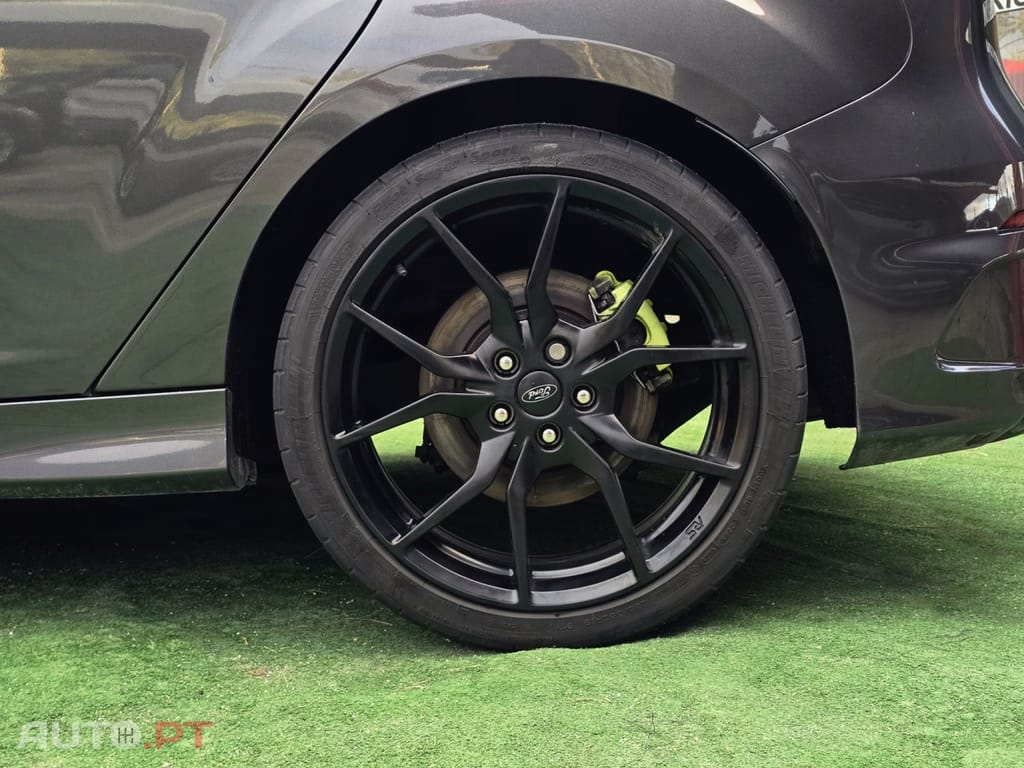 Ford Focus 2.3 EcoBoost RS Pack Performance