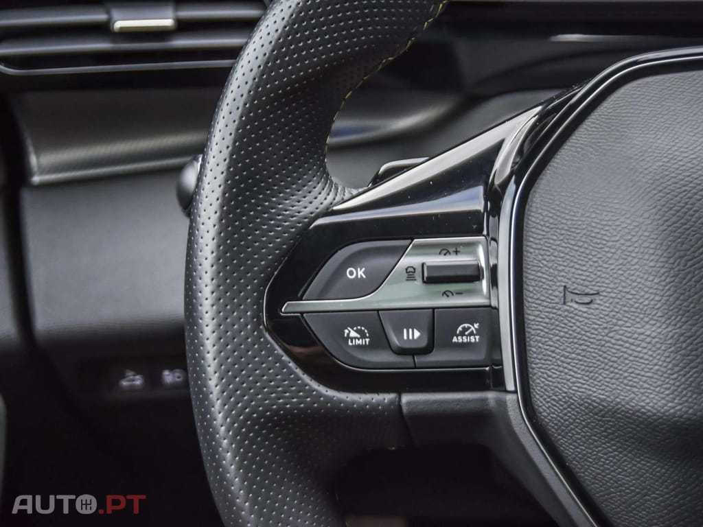 Peugeot 408 1.6 Hybrid GT e-EAT8