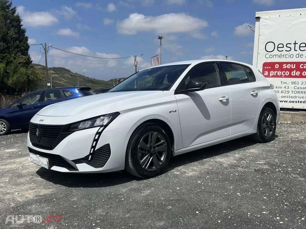 Peugeot 308 1.2 Hybrid Style e-DCS6