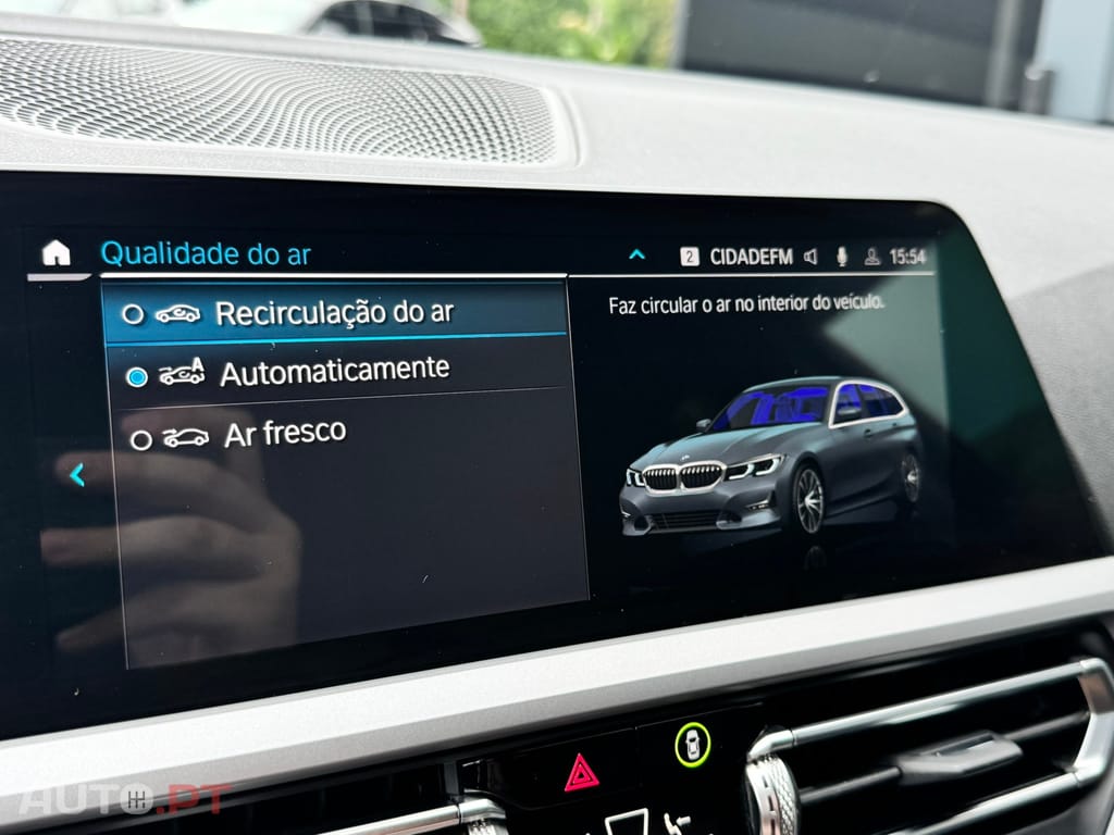 BMW 320 e Touring Auto