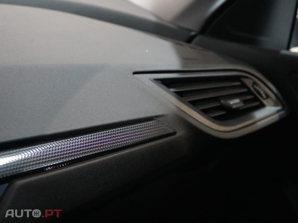 BMW 218 d Line Sport