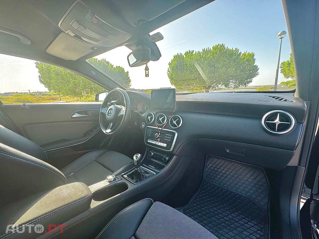 Mercedes-Benz A 180 Amg Line
