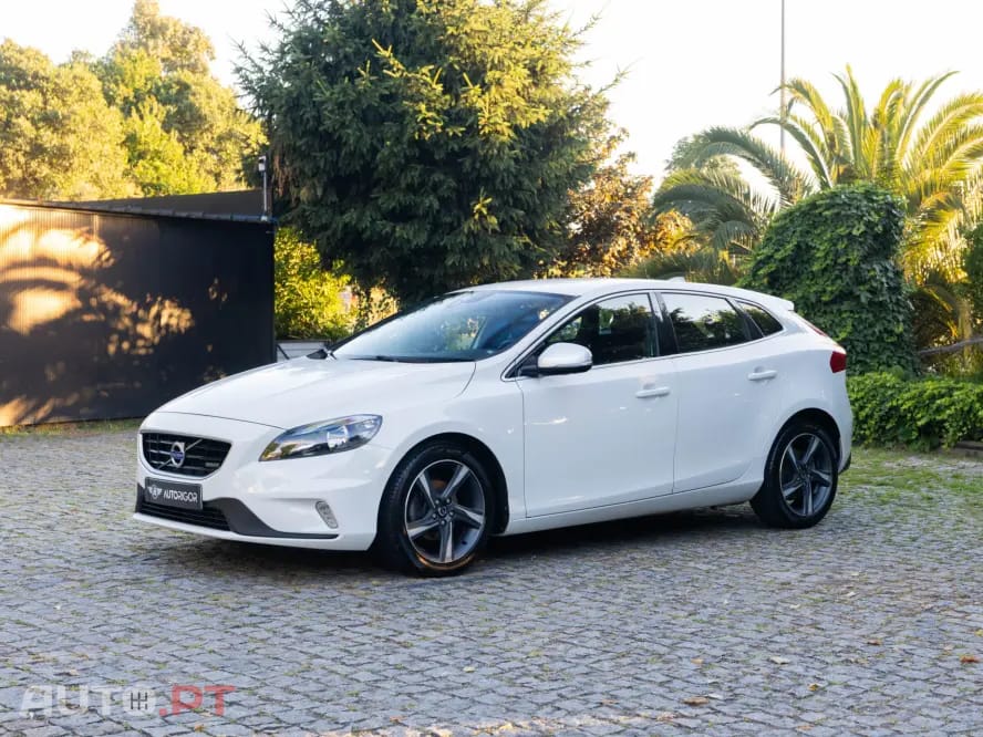 Volvo V40 1.6 D2 R-Design