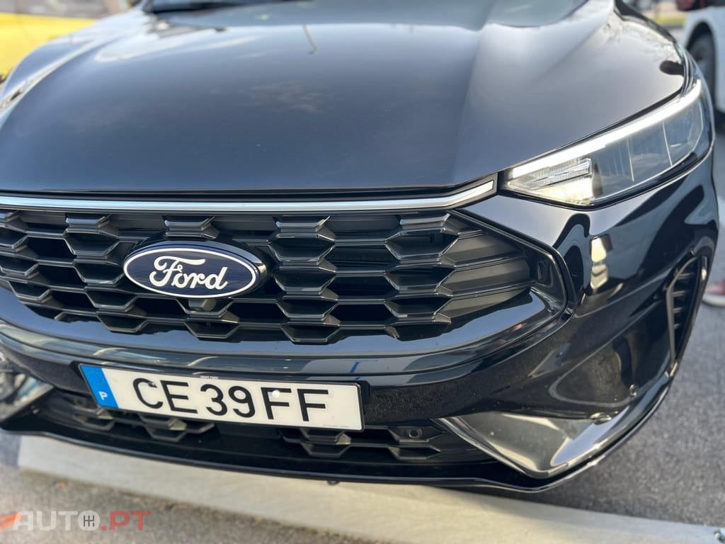 Ford Kuga 2.5 PHEV ST-Line X