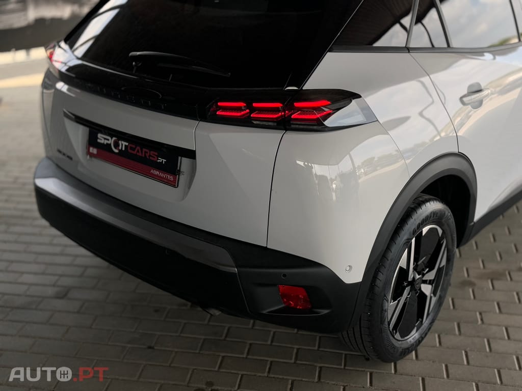 Peugeot 2008 1.2 PureTech Allure