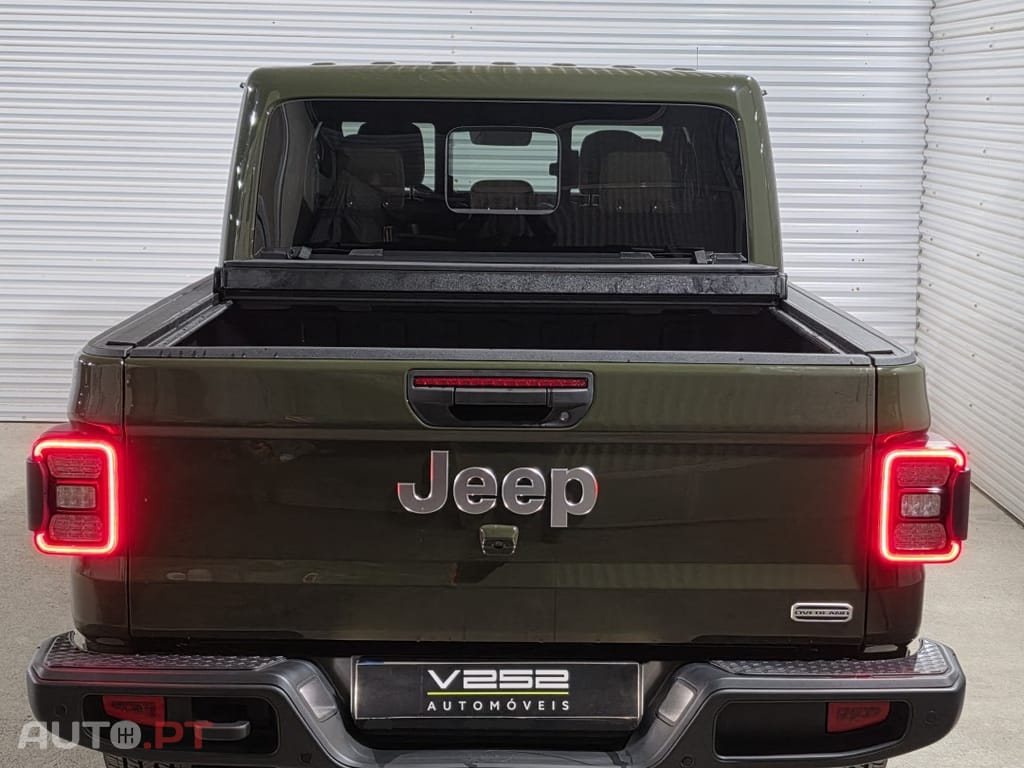 Jeep Gladiator 3.0 CRD Overland AT8
