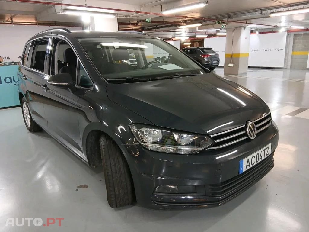 Volkswagen Touran 2.0 TDI Confortline DSG