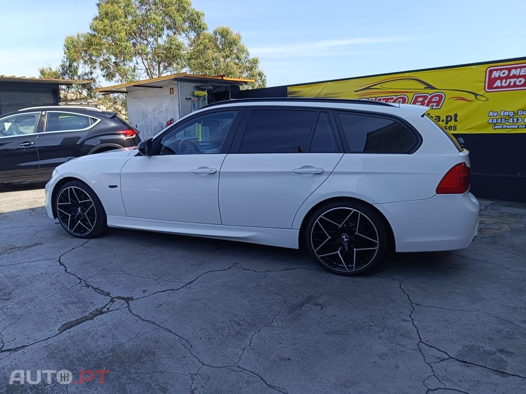BMW 318 d Touring Navigation Sport