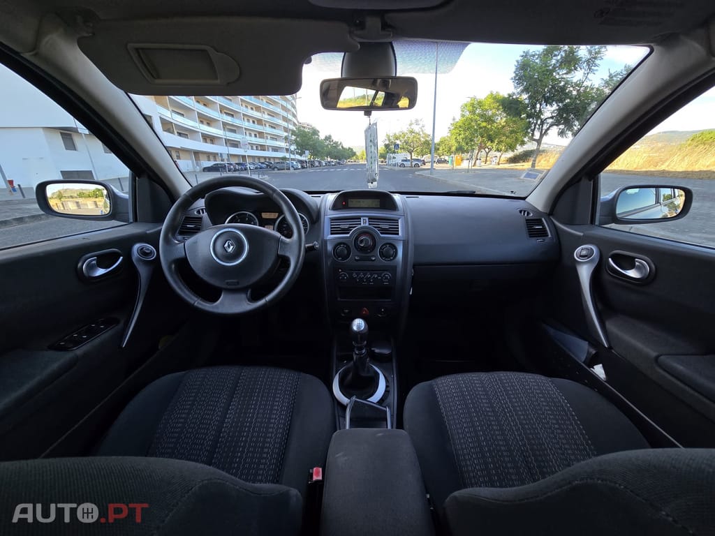 Renault Mégane Break 1,5 DCI Autentique sw M6