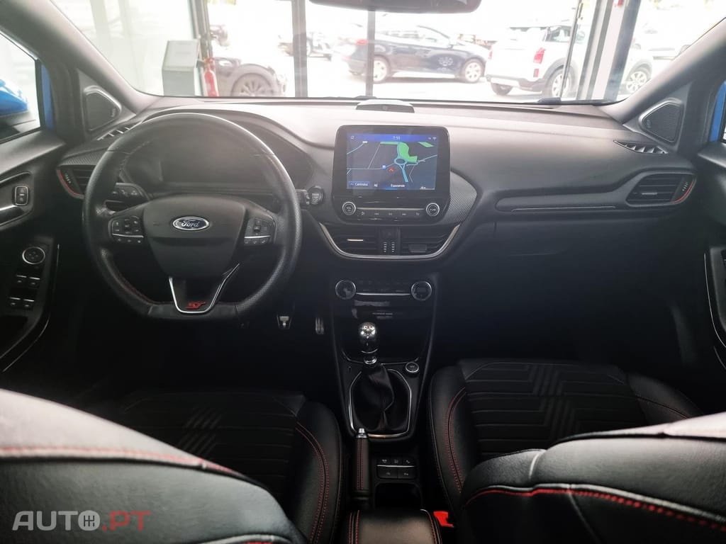 Ford Puma 1.0 EcoBoost MHEV ST-Line