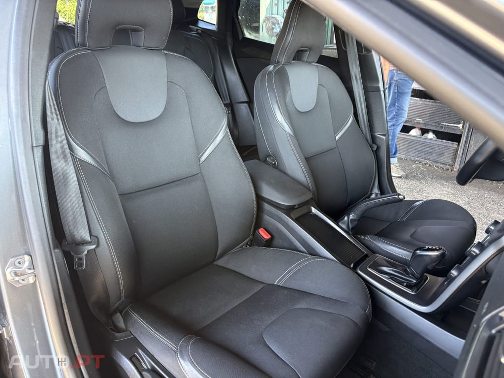 Volvo V40 1.5 T3 Sport Edition Plus Geartronic