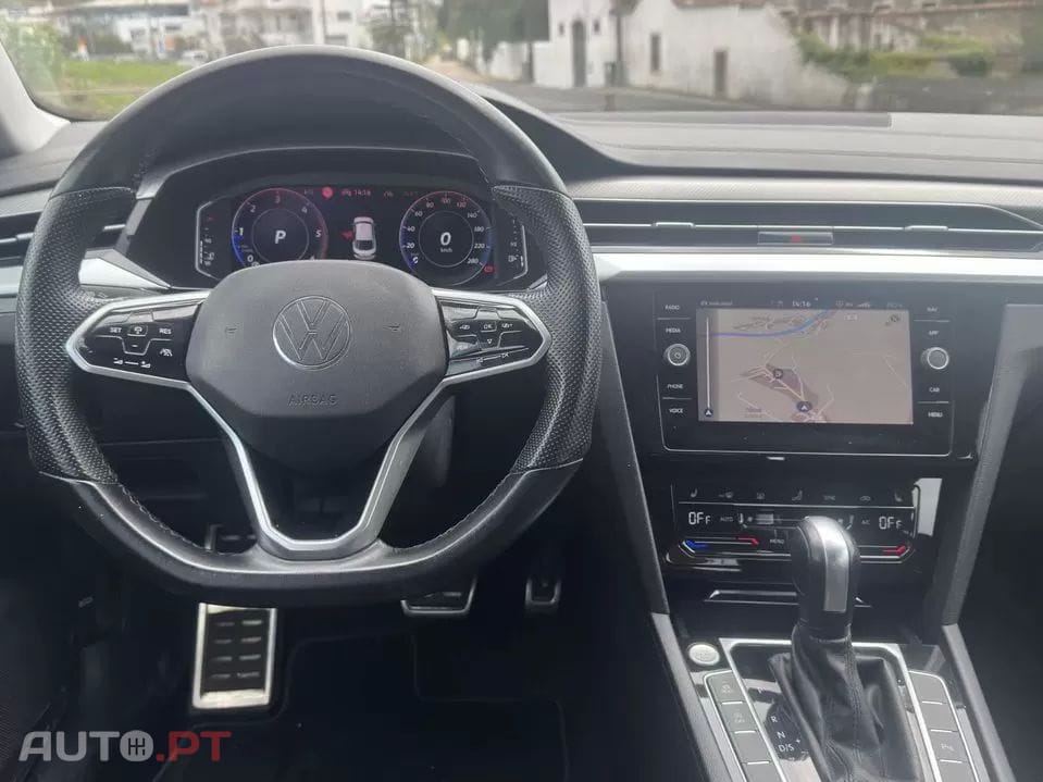 Volkswagen Arteon 2.0 TDI Elegance DSG — fotografia 9