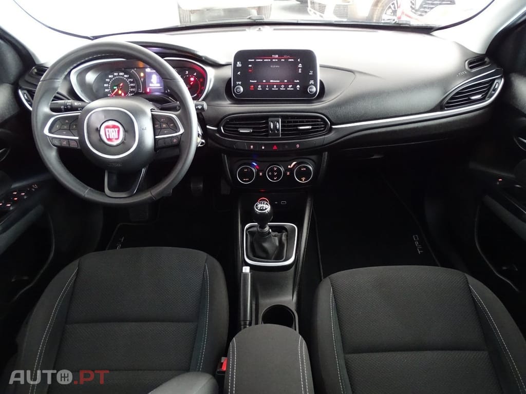 Fiat Tipo 1.6 M-Jet Lounge J17