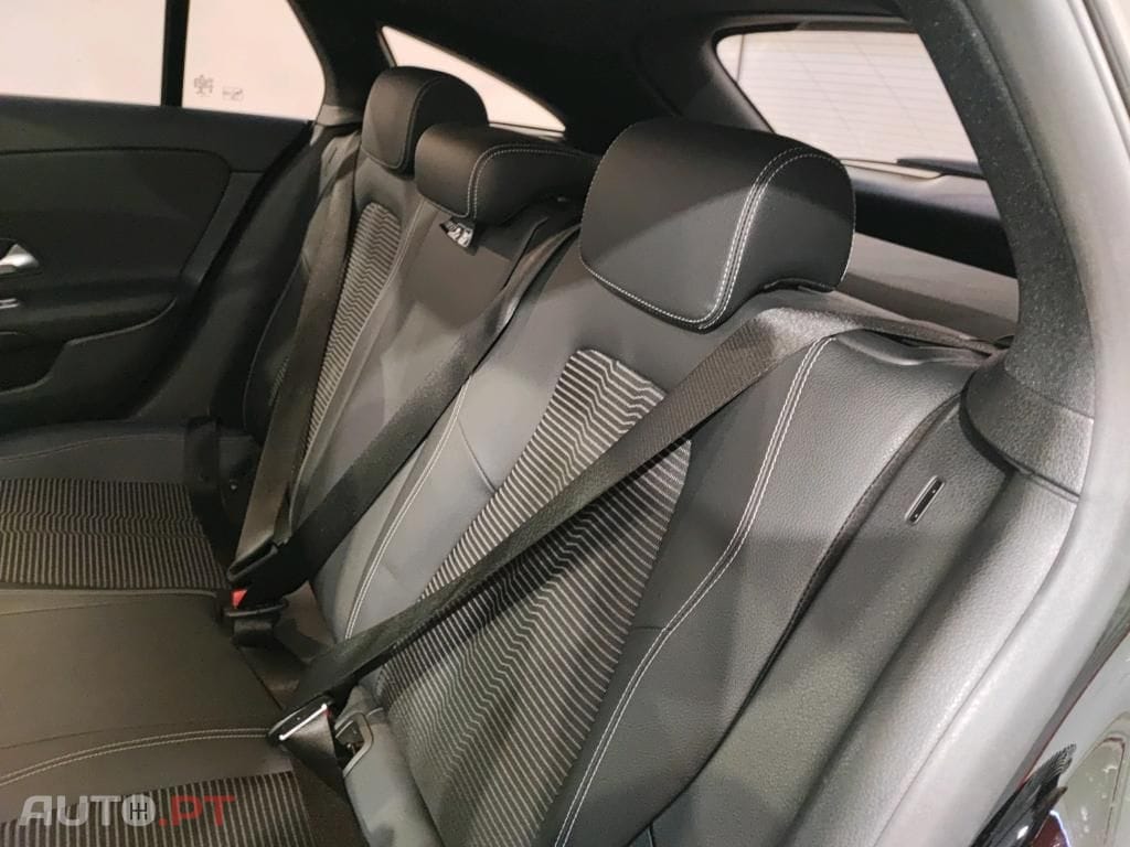 Mercedes-Benz CLA 250 e Shooting Brake Style Plus