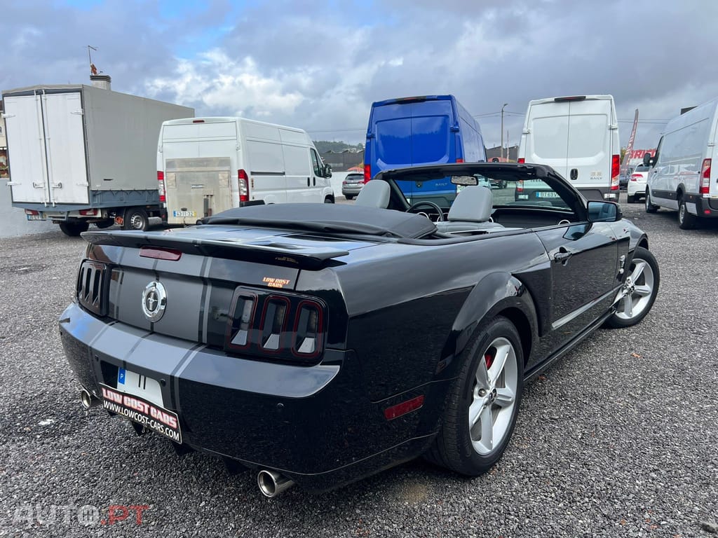 Ford Mustang CABRIO