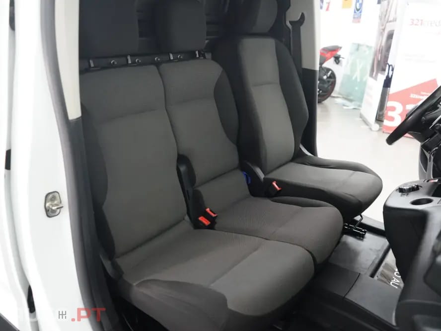 Peugeot Partner 1.5 Blue-HDI Asphalt L1 EAT8