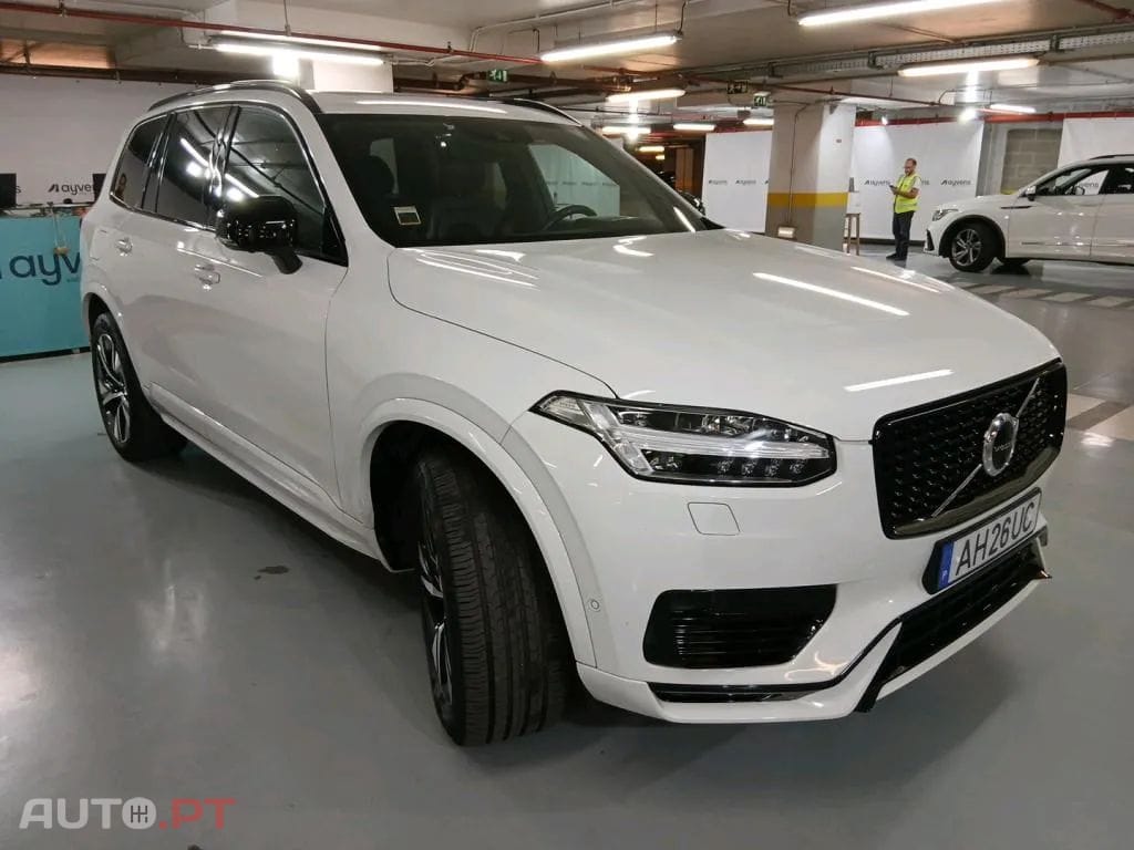 Volvo XC90 2.0 T8 PHEV R-Design AWD