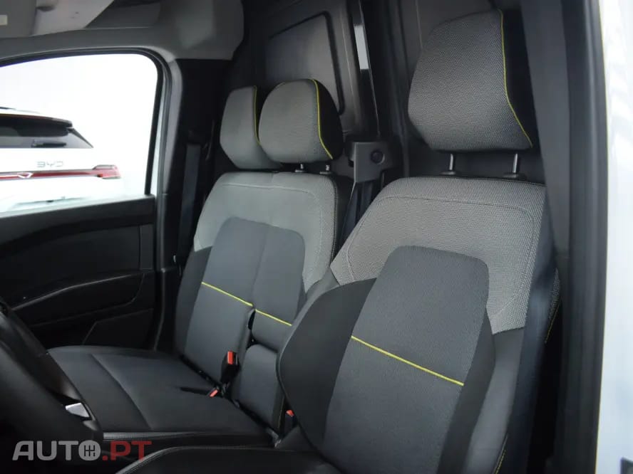 Renault Kangoo Outro