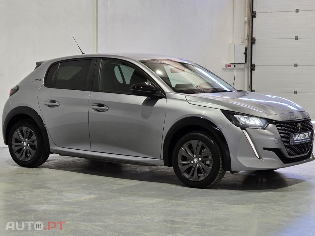Peugeot E-208 50 kWh Allure