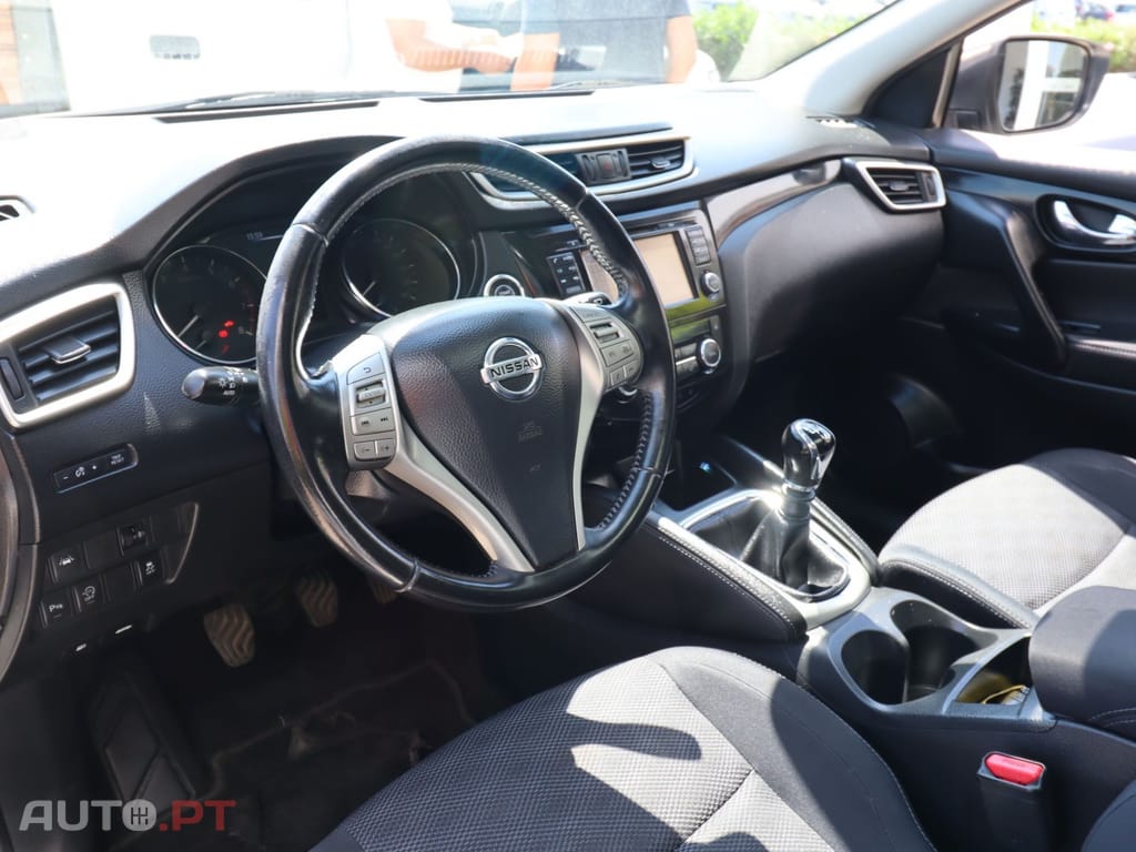 Nissan Qashqai 1.2 DIG-T Acenta