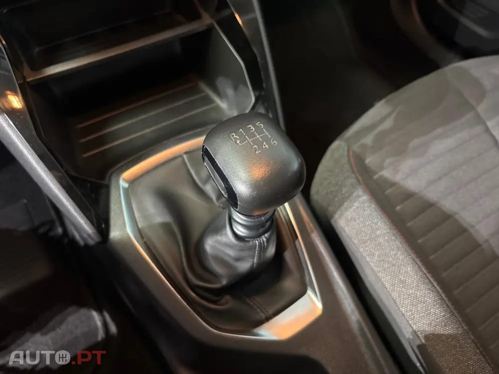 Peugeot 2008 1.2 PureTech Active