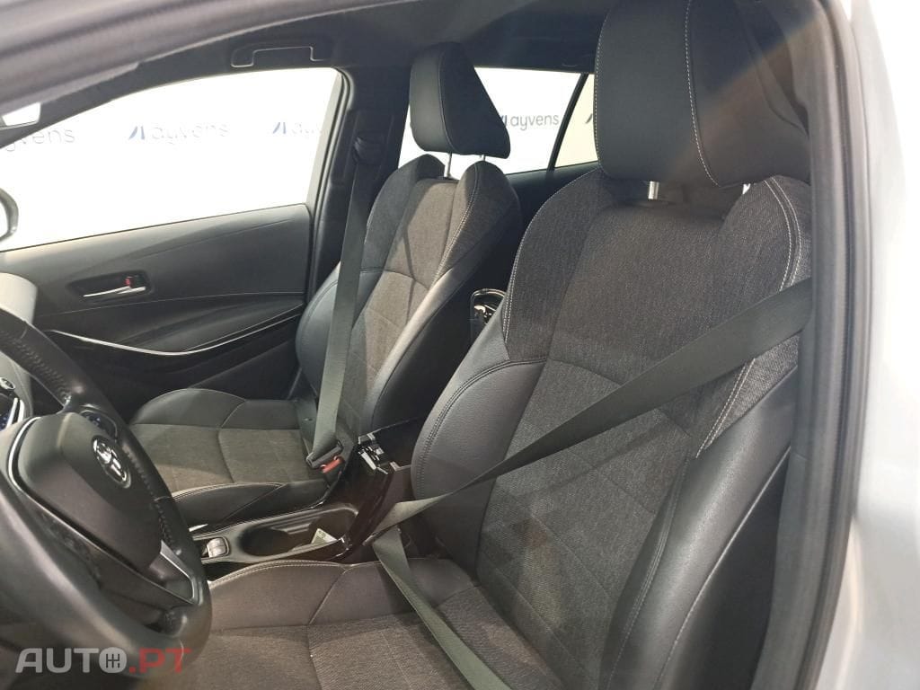Toyota Corolla Touring Sports 1.8 Hybrid Comfort+P.Sport
