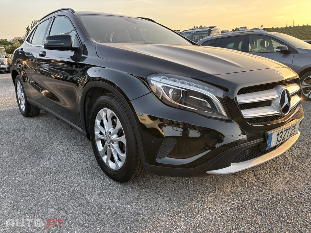 Mercedes-Benz GLA 220 d