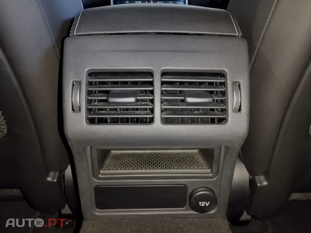 Jaguar XE 2.0 D R-Dynamic SE