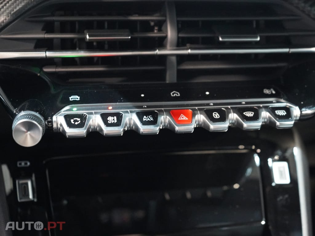 Peugeot 2008 1.2 PureTech Allure