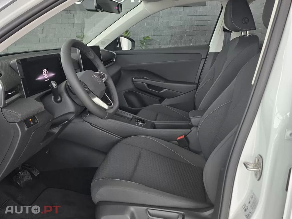 Volkswagen T-Roc 1.5 eTSI Trend DSG
