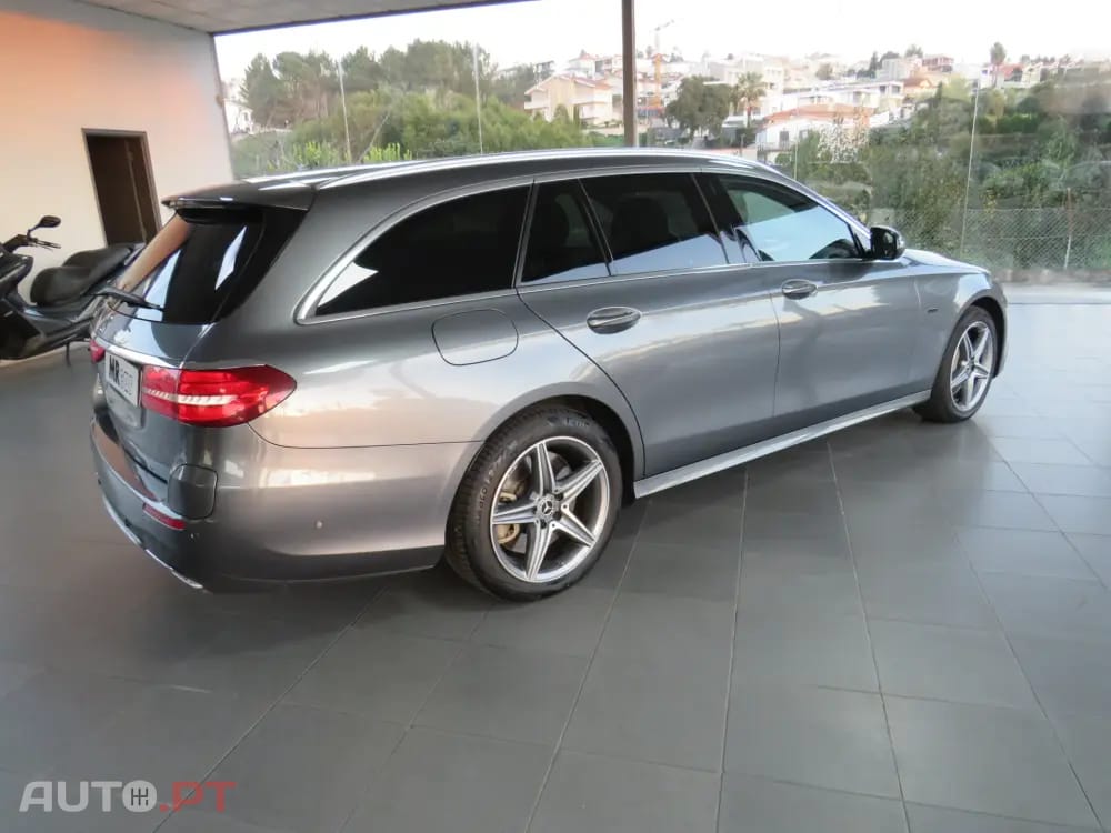 Mercedes-Benz E 300 de AMG Line
