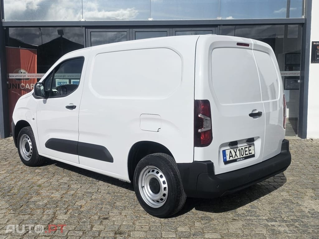 Peugeot Partner 1.6 BlueHDi L1 Pro 3L