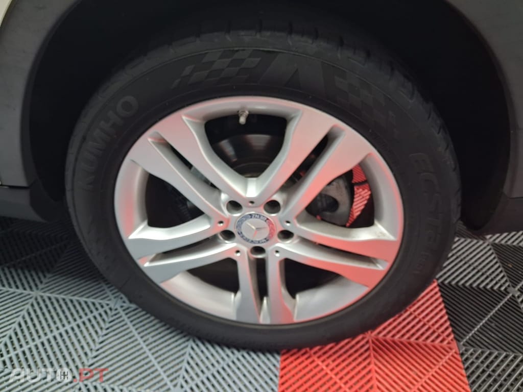 Mercedes-Benz GLA 180 d Urban