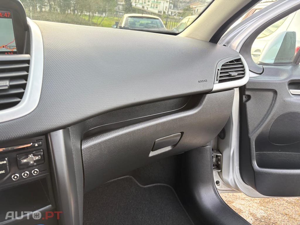 Peugeot 207 1.4 16V WIP Nav