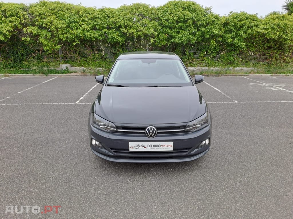 Volkswagen Polo 1.0 Confortline
