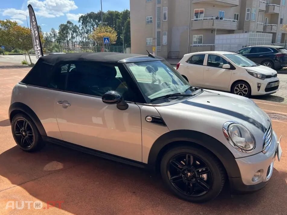 MINI Cabrio Cooper D