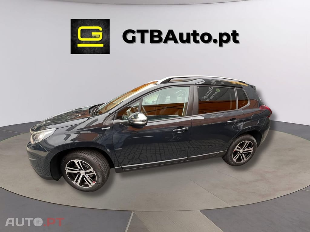 Peugeot 2008 1.2 e-VTi Style