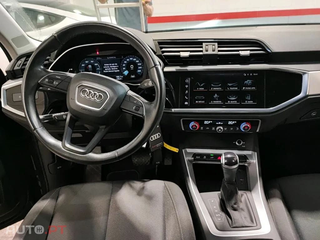 Audi Q3 45 TFSIe S tronic